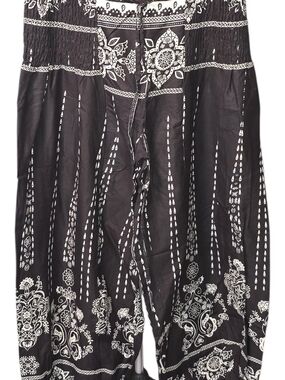 Black & White Printed Wide-Leg Jumpsuit Pants